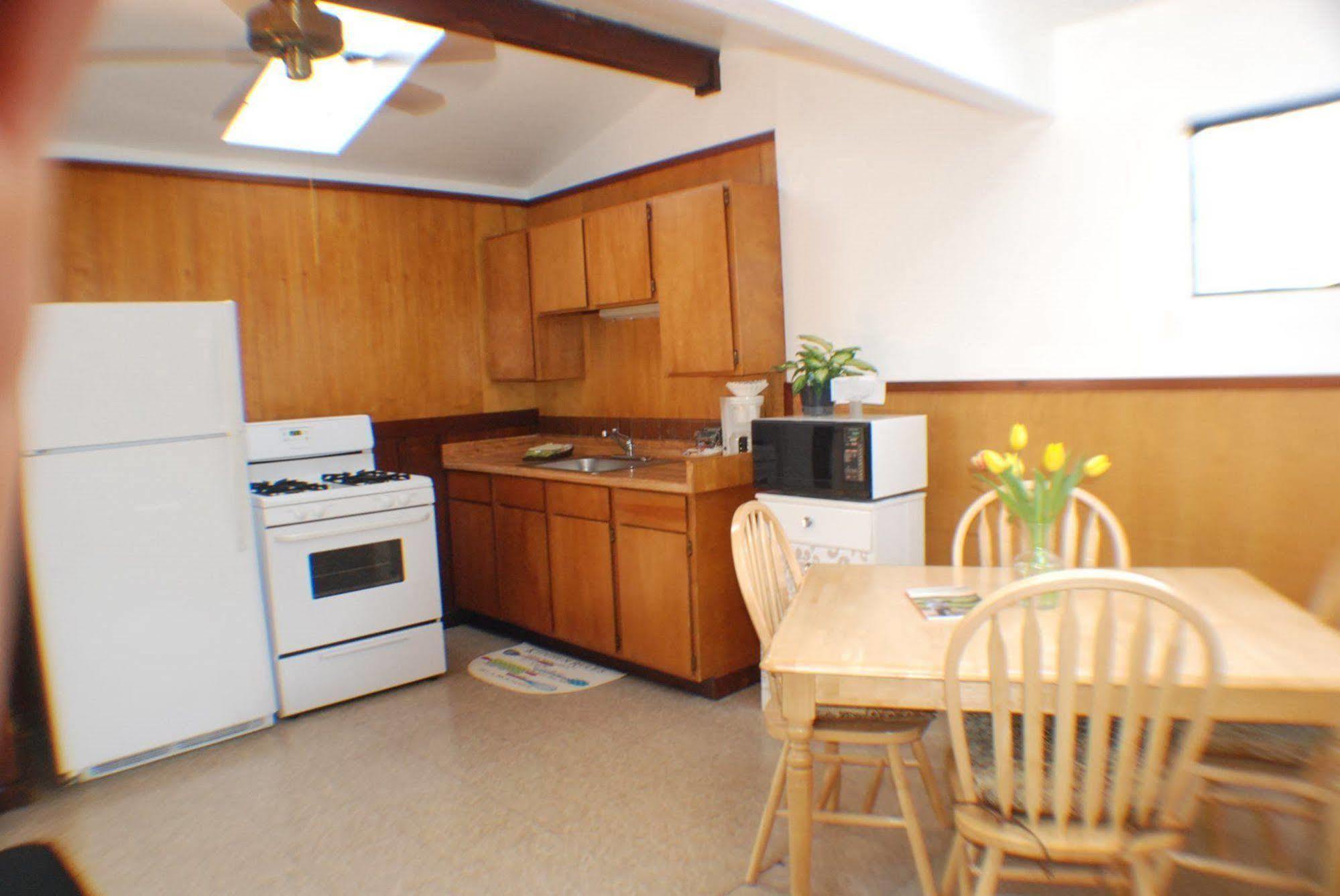 Riverlane Resort Guerneville Εξωτερικό φωτογραφία